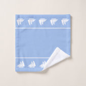Elegant White Yachts op Sky Blue Bad Handdoek (Wasdoekje)