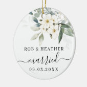 Elegant Wild Flowers Gepersonaliseerd Getrouwd Pas Keramisch Ornament (Links)