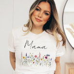 Elegant Wildflower Meadow Mama Baby shower T-shirt<br><div class="desc">Vier het zijn van een aanstaande mama met dit Elegant Wildflower Meadow Mama baby shower t-shirt. Het shirt toont "Mama" in een handgeschreven zwart script met een grillige reeks wilde bloemen in prachtige tinten van roze, geel, paarse, blauw en groen. Het waterverf wildflower mama t-shirt is ideaal voor lente- en...</div>