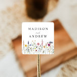 Elegant Wildflower Meadow Wedding Vierkante Sticker<br><div class="desc">Elegant floral bruiloft stickers met een ondergrens van waterverf wildbloemen en bladeren in tinten roze, geel, paars, blauw en groen op een witte achtergrond. Pas de wildbloemtrouwstickers aan met uw namen of aangepaste tekst. De gepersonaliseerde wildbloemtrouwstickers zijn perfect voor het dichtdraaien van bruiloftsenveloppen, paardzakken en nog veel meer. Ontworpen om...</div>