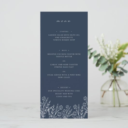 Elegant Wildflower Navy Blauw Bruiloft Diner Menu (Staand voorkant)