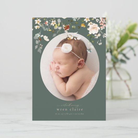 Elegant Wildflower Oval Fotogeboorte Aankondiging (Staand voorkant)