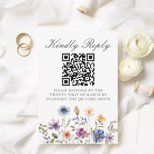 Elegant Wildflower Spring Wedding QR Code Scan RSVP Kaartje
