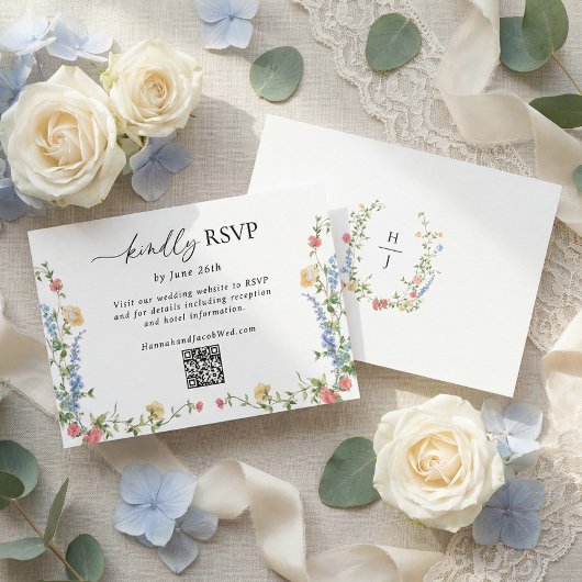 Elegant Wildflower Wedding QR Code RSVP Card Kaartje