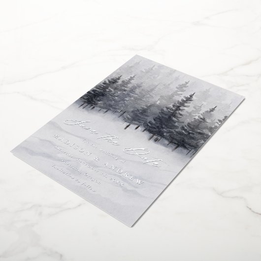 Elegant Winter Forest Folie Save the Date Kaart (Gedraaid)