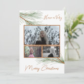 Elegant Winter Greenery Merry Kerstboom Foto Feestdagenkaart (Staand voorkant)