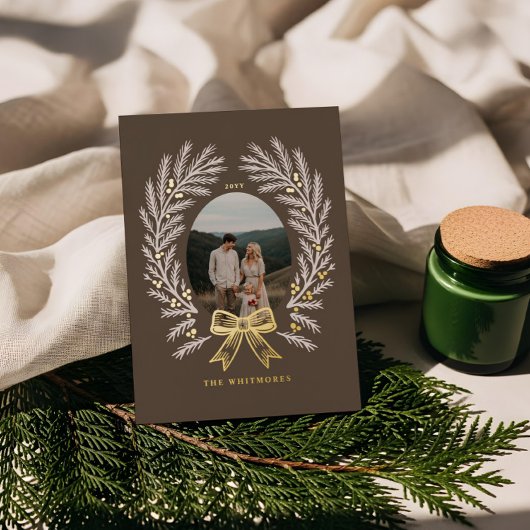 Elegant Winter Pine Tree Wreath Bow Photo Frame Folie Feestdagenkaart