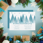 Elegant Winter Trees Custom Blue Kerstparty Kaart<br><div class="desc">Een elegante rij winterbomen en sneeuwvlokken boven je gepersonaliseerde Merry kerstscript en je familienaam in  blauw onder het sneeuwgevulde bos. De moderne familiefeestdag partijuitnodiging met uw douanemanuscript.</div>