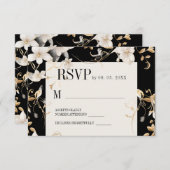 Elegant wit bloemenontwerp op zwarte bruiloft RSVP kaartje (Voorkant / Achterkant)