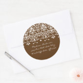 Elegant wit & bruin damast adreslabel ronde sticker (Envelop)