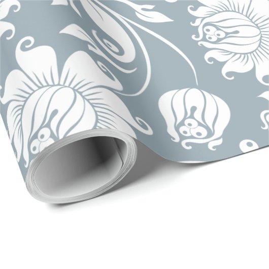 Elegant wit en blauw-grijs bloemendamast patroon cadeaupapier (Rol Hoek)