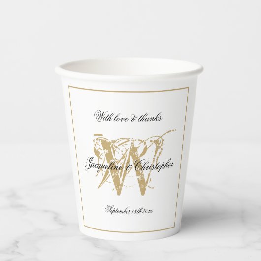 Elegant Wit en Goud Huwelijk Monogram Naam Chic Papieren Bekers (Voorkant)
