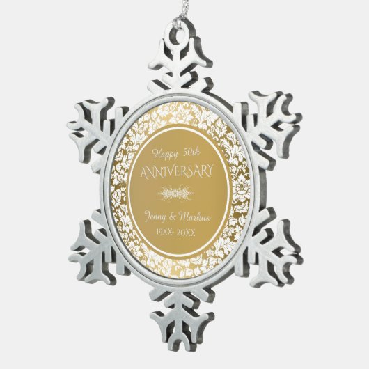 Elegant Wit & Goud 50e Bruiloft Jubileum Tin Sneeuwvlok Ornament (Rechts)