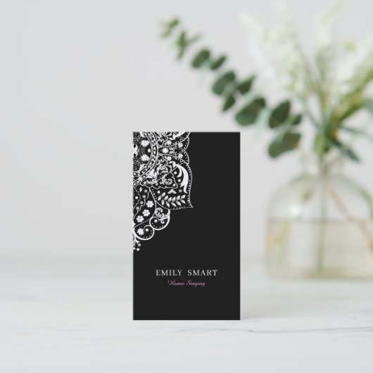 Elegant wit  kant op zwart visitekaartje (Staand voorkant)