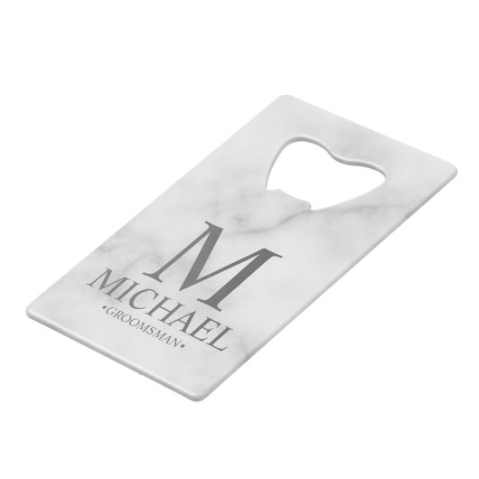 Elegant wit marmer gepersonaliseerde bruidsjonkers creditkaart flessenopener (Voorkant Gekanteld)