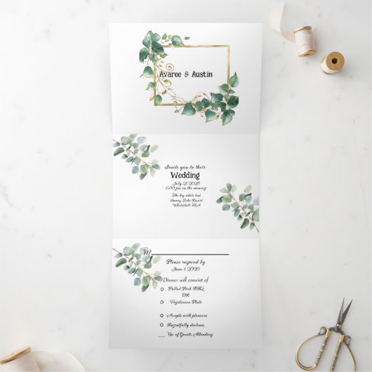 Elegant wit met Eucalyptus Trim Wedding Drieluik Uitnodiging (Binnen)