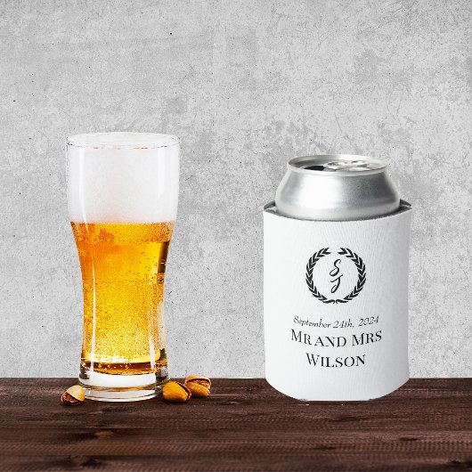 Elegant wit met zwart monogram krans blikjeskoeler