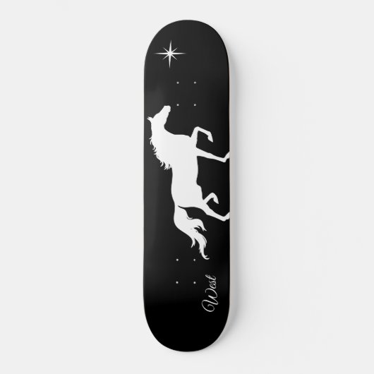 Elegant wit paardensilhouet, zwart persoonlijk skateboard (Voorkant)