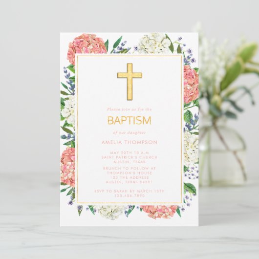 Elegant Wit Roze Hortensia's Goud Kruis Doop Kaart (Staand voorkant)
