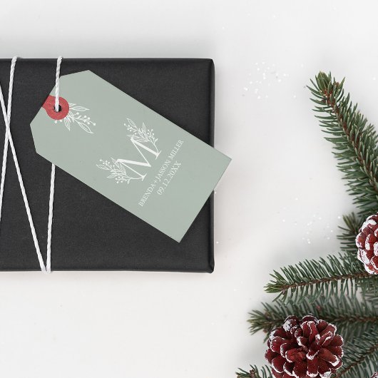 Elegant wit salie-groen monogram pasgetrouwd cadeaulabel