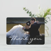 Elegant wit script lettertype trouwfoto bedankkaart (Staand voorkant)