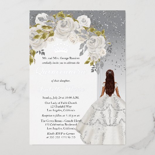 Elegant Wit Zilveren Roos Bloemige Quinceañera Fee Folie Uitnodiging (Voorkant)