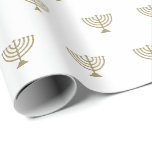 Elegant witgoud Joods menorah patroon modern Cadeaupapier<br><div class="desc">Elegant wit en goud Joods menorah patroon minimalistisch modern cadeau Wrapping Paper. Faux gouden menorah patroon op witte achtergrond. Dit inpakpapier is geweldig voor Chanoeka, Chanoeka, bar mitswa, bat mitswa, Shabbat en joodse Feestdagen.</div>