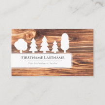 Elegant witte bomen op het bos van bruinhouwhout