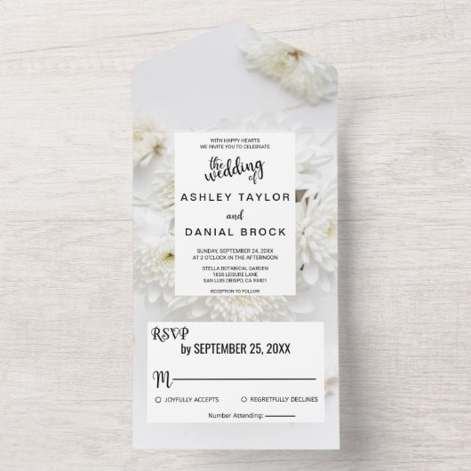 Elegant witte rozen bloesems bloemen zomer bruilof all in one uitnodiging (Binnen)