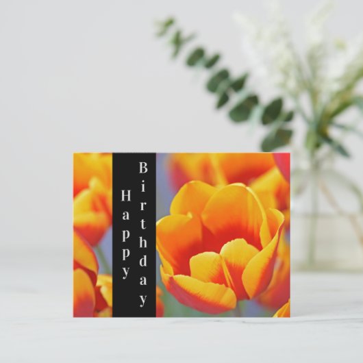 Elegant Yellow en Red Tulip Happy Birthday Briefkaart (Staand voorkant)