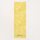 Elegant yellow floral script name yoga mat (Achterkant)