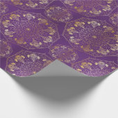 Elegant Yellow Gold Daisy Snowdrop Mandala Paars Cadeaupapier (Hoek)