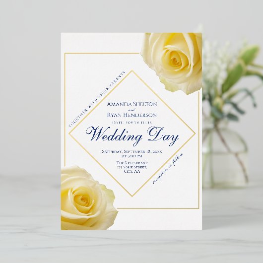 Elegant Yellow Rose Floral Wedding Gold Folie Uitnodiging (Staand Voorkant)