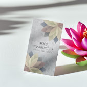 Elegant Yoga Instructor Colorful Lotus Om Symbol Visitekaartje
