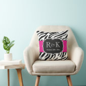 Elegant Zebra Print Hot Pink Weddenschap Initialen Kussen (Stoel)