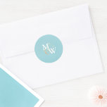 Elegant Zee Glass Monogram Gold Ampersand Wedding Ronde Sticker<br><div class="desc">Elegante Zeeen Monogram Gold Ampersand Wedding Classic Round Sticker ontworpen door Beach Design Co. Personaliseer met uw Bride & Groom Initiaal. Dus gebruik deze stickers om uw mailing, gunsten en meer te verhogen. We nodigen u uit om onze Zazzle-winkel, Beachy Design Co, te bezoeken om bijpassende producten en meer te...</div>