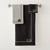 Elegant zee slakkenslak, neutraal monochroom bad handdoek (Insitu)