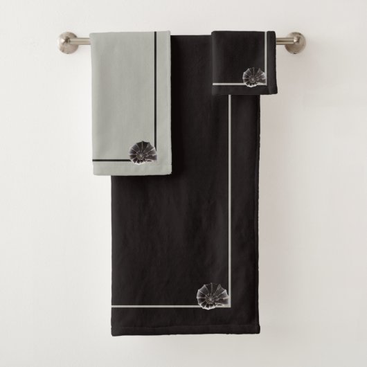 Elegant zee slakkenslak, neutraal monochroom bad handdoek (Insitu)