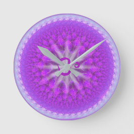 Elegant zilver en paarse kroon ronde klok