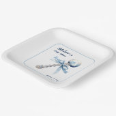 Elegant Zilverblauw Rattle Bow Baby shower Papieren Bordje (Gebogen)