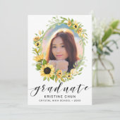 Elegant Zonnebloem Bloemen Fotoscript Afstuderen Aankondiging (Staand voorkant)