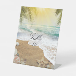 Elegant zonneschijn en blauw oceaanstrand reclamebord met voetstuk