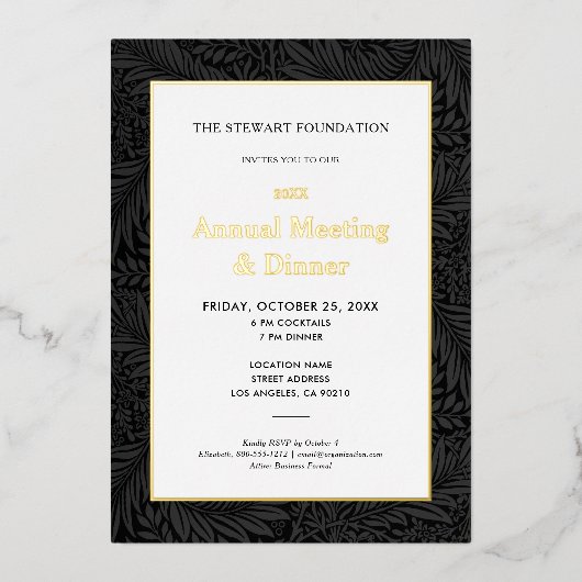 Elegant zwart botanisch jaarlijks zakendiner folie uitnodiging (Voorkant)