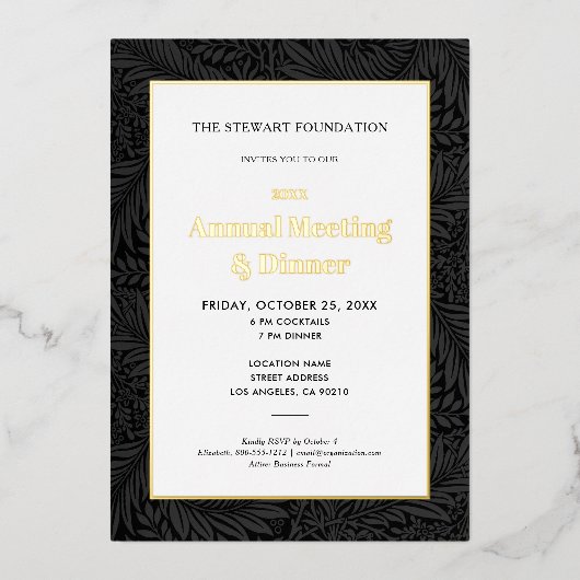 Elegant zwart botanisch jaarlijks zakendiner folie uitnodiging (Voorkant)