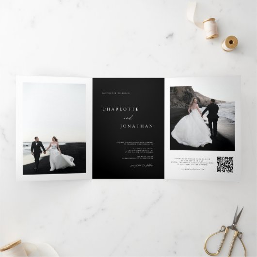 Elegant Zwart Bruiloft RSVP Details QR Code Foto Drieluik Uitnodiging (Binnen)