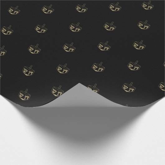 Elegant zwart en goud dreidel patroon Chanoeka Cadeaupapier (Hoek)