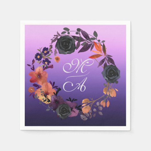 Elegant Zwart en Paarse Bloemen Monogram Bruiloft Servet (Voorkant)