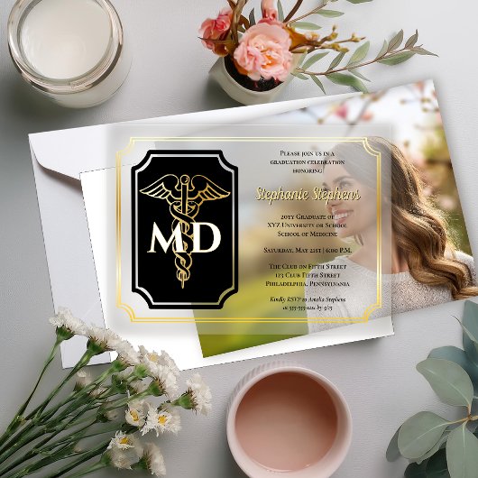 Elegant zwart | Gold Physician MD Afstudeerfeest Vellum Uitnodigingen