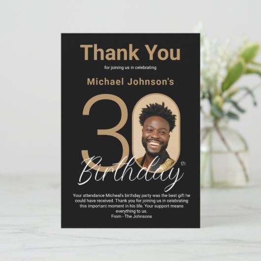 Elegant zwart goud 30e verjaardag bedankkaart (Staand voorkant)