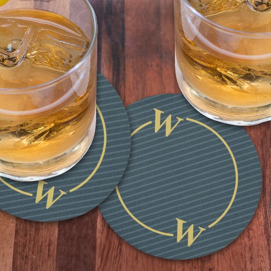 Elegant zwart goud pinstripe monogram ronde kartonnen onderzetter